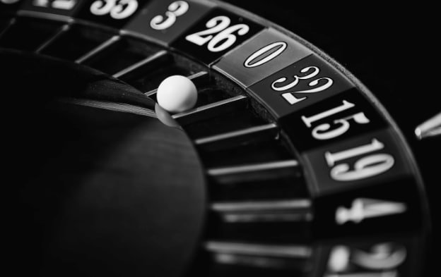 877 Baccarat Live Table — Myanmar ကစားသမားများ Professional Dealer နှင့် Baccarat ကစားနေသောမြင်ကွင်း